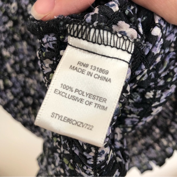 Floral Fitted Dress - Picture 6 of 7